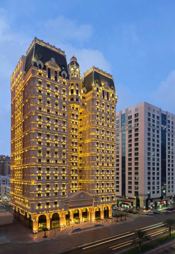 Exterior & Views 19