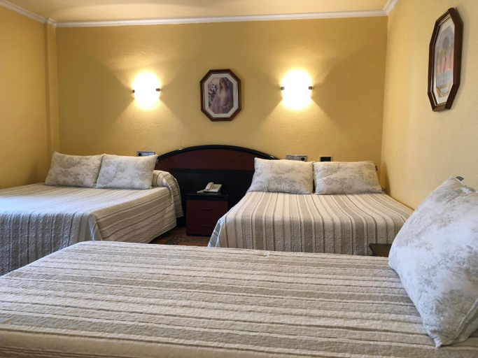 Others 4, Hotel Sena, Pontevedra