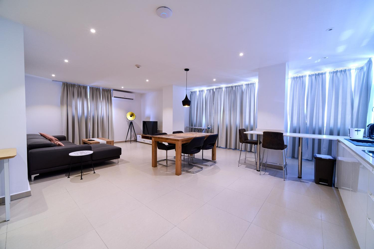Others 4, Suncity Hotel Apartment, Accra