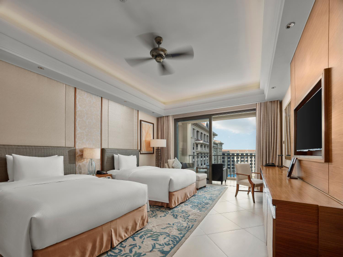 Bedroom 13