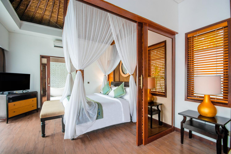 Bedroom 24