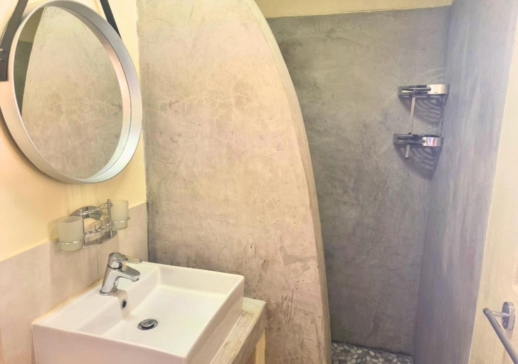 Bathroom 3, Imbabali Retreat & Venue, West Rand