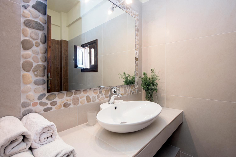 Bathroom, Dimitrios Apartments, Ionian Islands