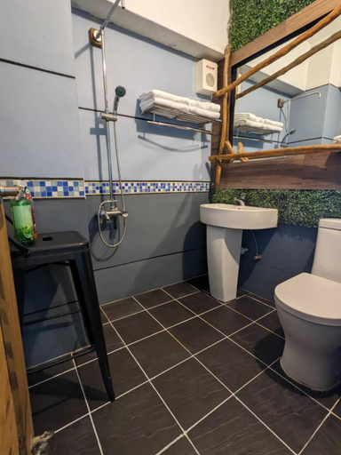 Bathroom 4, Anjiao Matou B & B, Hualien
