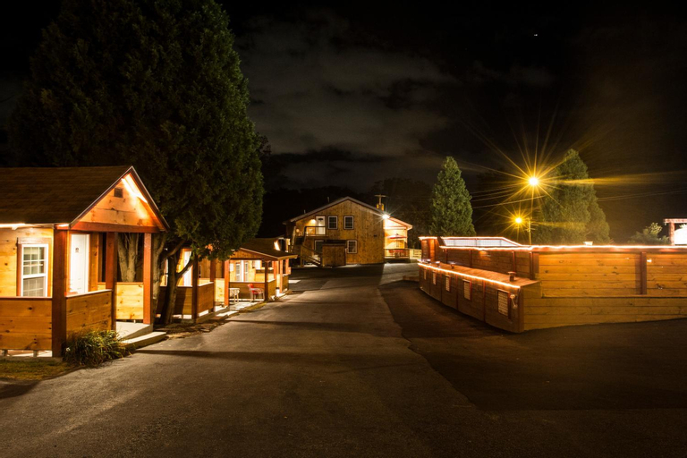 King Hendrick Motel and Suites, Warren