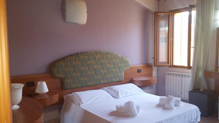 Bedroom 5, Albergo Dell'angelo, Brescia