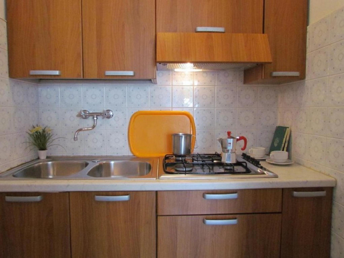 Others 5, Cosy Condo for up to 7 Guests - Air Conditioning - Private Parking - Beach Place, Venezia
