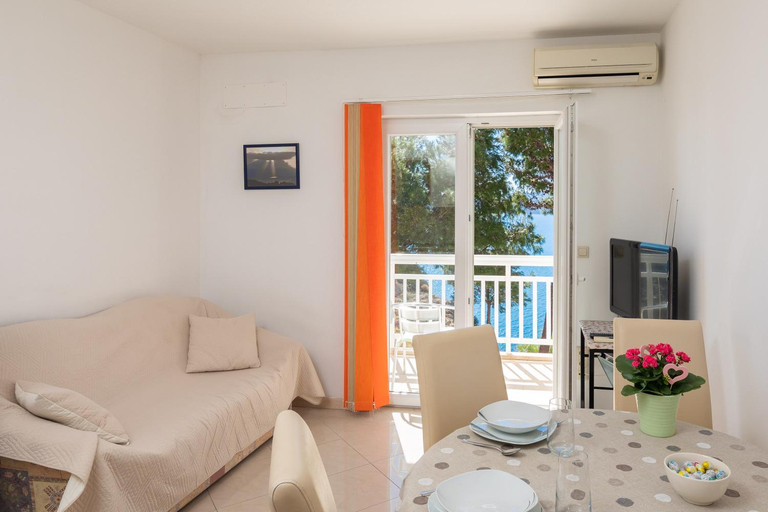 Bedroom 2, Aqua Vista Apartments, Omiš
