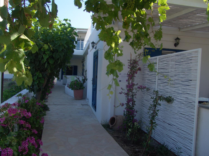 Others 1, Avlomonasbeach, South Aegean