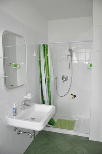 Bathroom 5, La Casa Dei Nonni, Parma