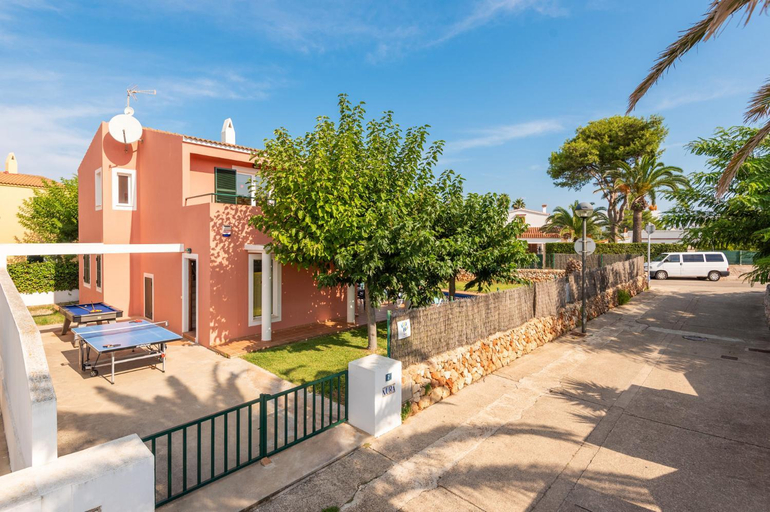 Others 5, Villas Nura, Baleares