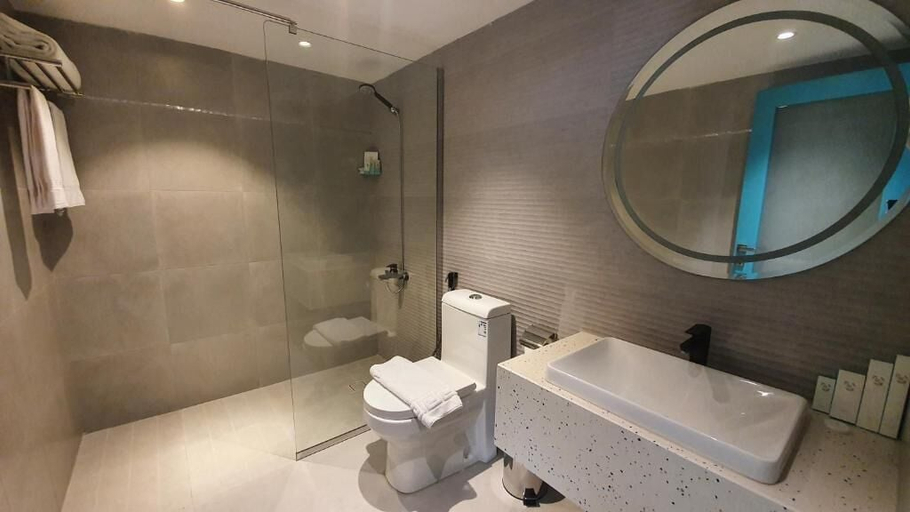 Bathroom 5, Mira Al Rayyan Tower, Makkah
