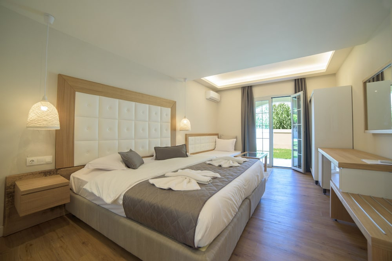 Bedroom 3, Akron Seascape Resort, Ionian Islands