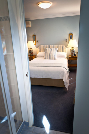 Bedroom 9
