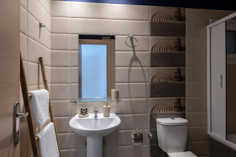 Bathroom 4, Hotel Kontes Comfort, South Aegean