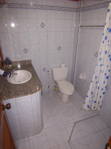 Bathroom 4