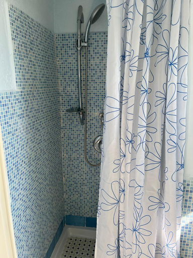 Bathroom 3, Palazzo Porta, Napoli