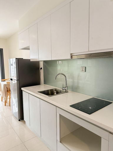 Dining Room 10