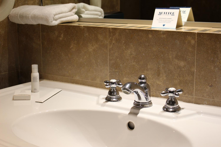 Bathroom 4, Hotel Art-Deco Eurallile, Nord