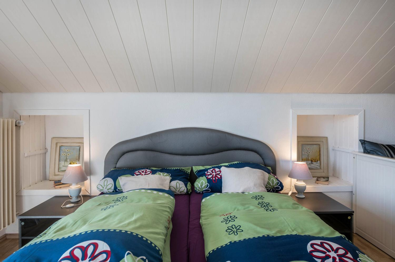 Bedroom 12
