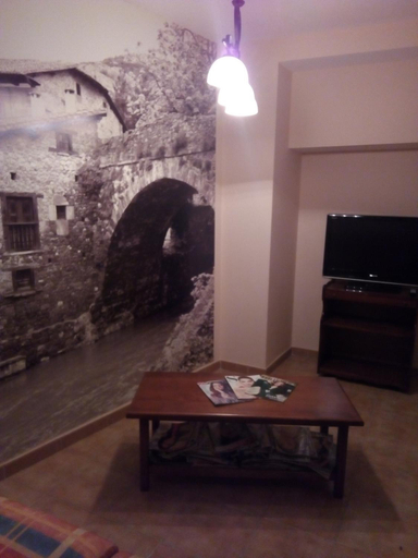 Others 4, Casa Favila, Cantabria
