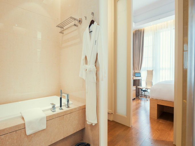 Bathroom 9