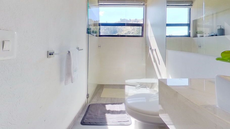 Bathroom 4, NAQUA, Chocontá