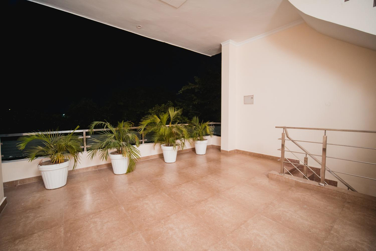 Others 4, Silver Leaf Apartments, Amritsar