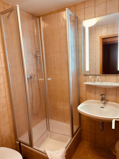 Bedroom 3, Hotel Cafe Restaurant Loreleyblick, Rhein-Hunsrück-Kreis
