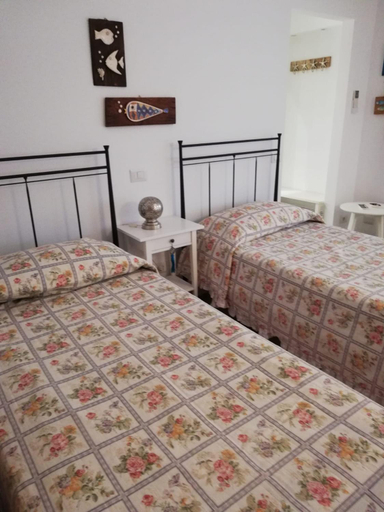 Others 5, B&B Un mare di Gioia, Macerata