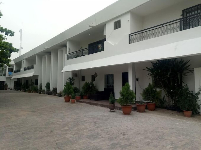 Exterior & Views 2, SAFIS SUITES, Bwari