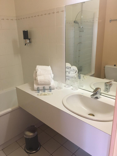 Bathroom 7