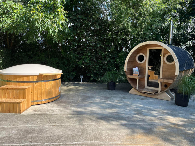 Others 2, Bed & Breakfast+ De Kooimolen, West Maas en Waal