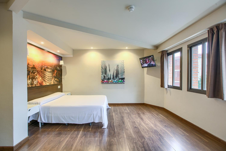 5, Hostal Castilla Fuenlabrada, Madrid