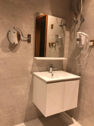 Others 3, Anan Suites, Dammam