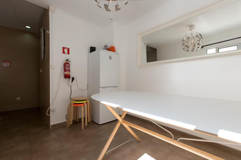 Others 2, Taipas Guest House, Porto