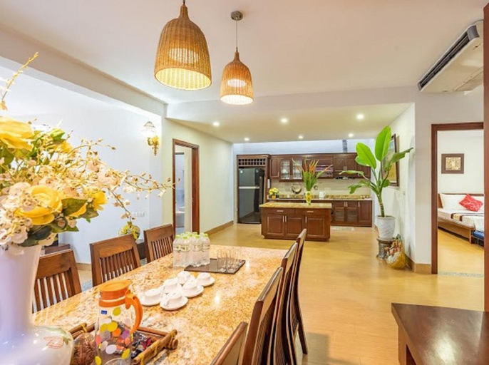 Dining Room 1
