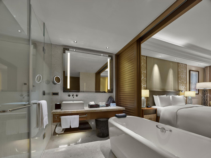 Bathroom 27