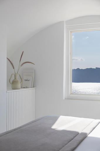 Bedroom 3, Canaves Oia Suites, South Aegean