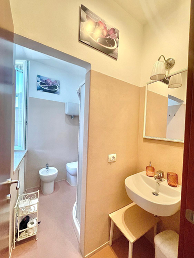 Bathroom 2, B&B Le Camere di Livia, Siena