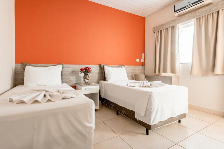 Bedroom 2, Tokyo Hotel, Três Lagoas