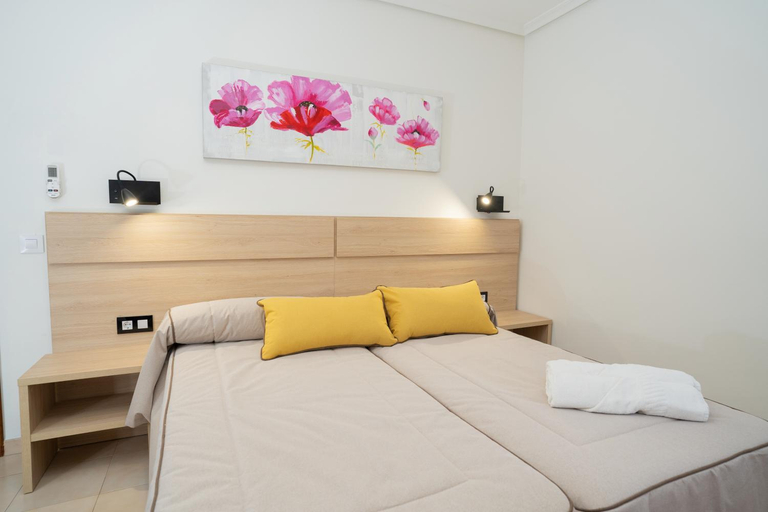 Bedroom 3, Hotel La Perdi, Castellón