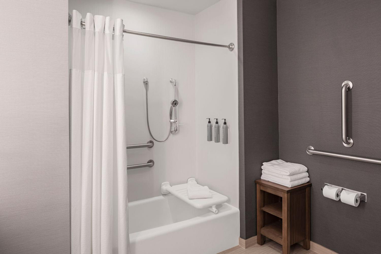 Bathroom 17
