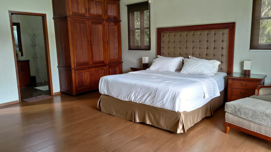 Bedroom 10