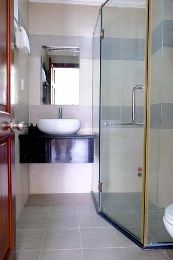 Bathroom 6