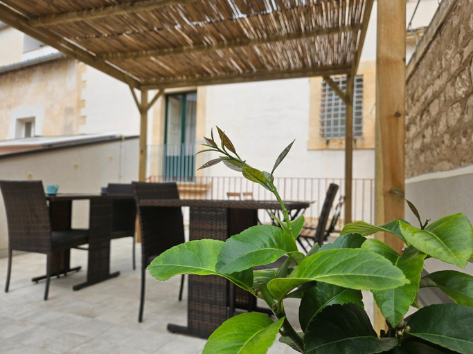 Others 4, B&B Mormina, Ragusa