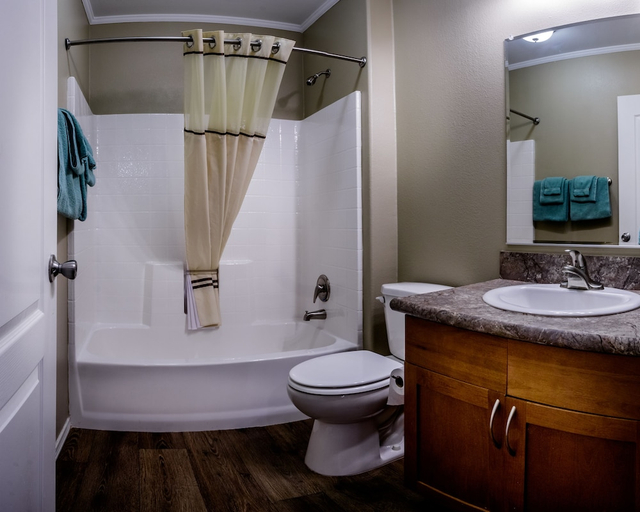 Bathroom 3, Goulding's Trading Post and Lodge, San Juan
