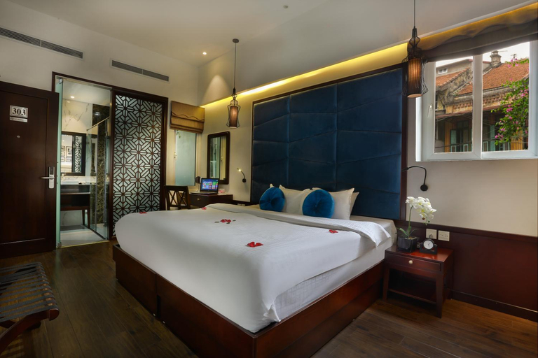 Bedroom 12