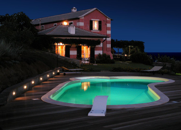 Swimming Pool 10