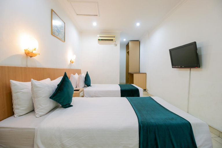Bedroom 12